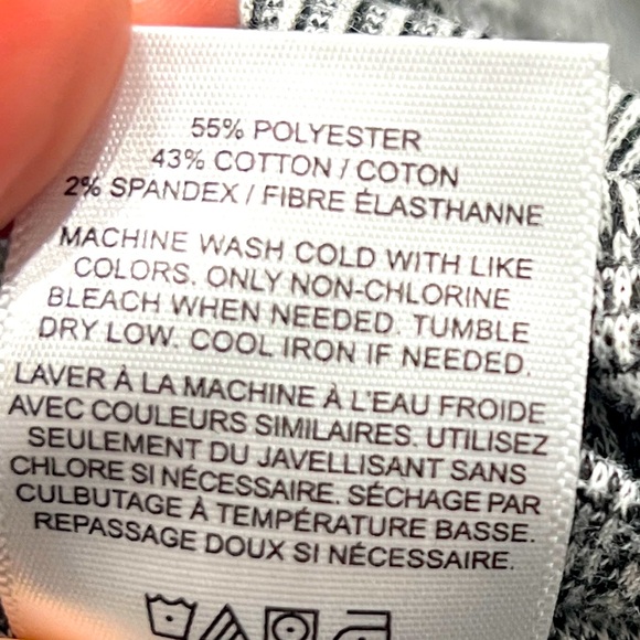 Express grey skirt Small Petite 55% POLYESTER 43% COTTON 
2% SPANDEX - Picture 5 of 5